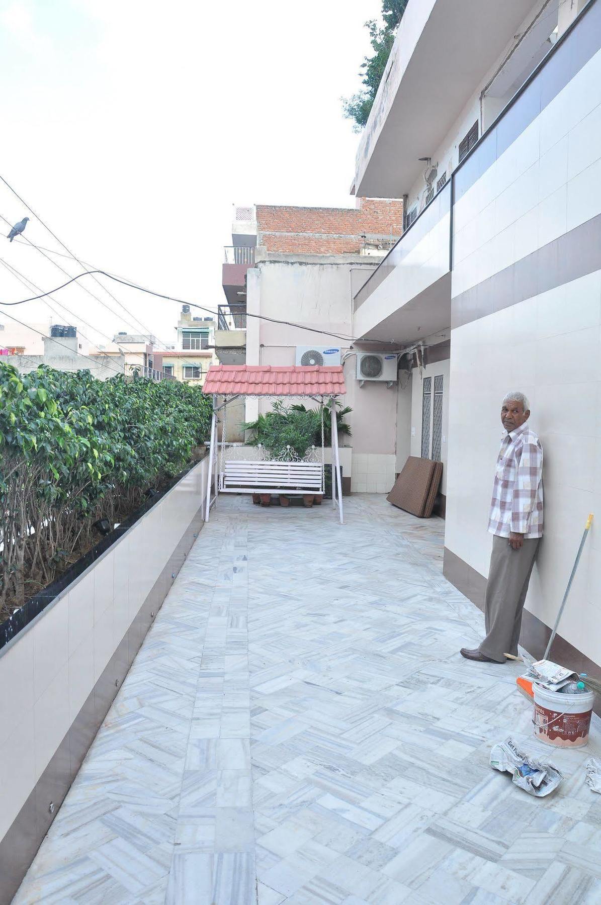 Hotel Golden Deluxe Jaipur Eksteriør billede